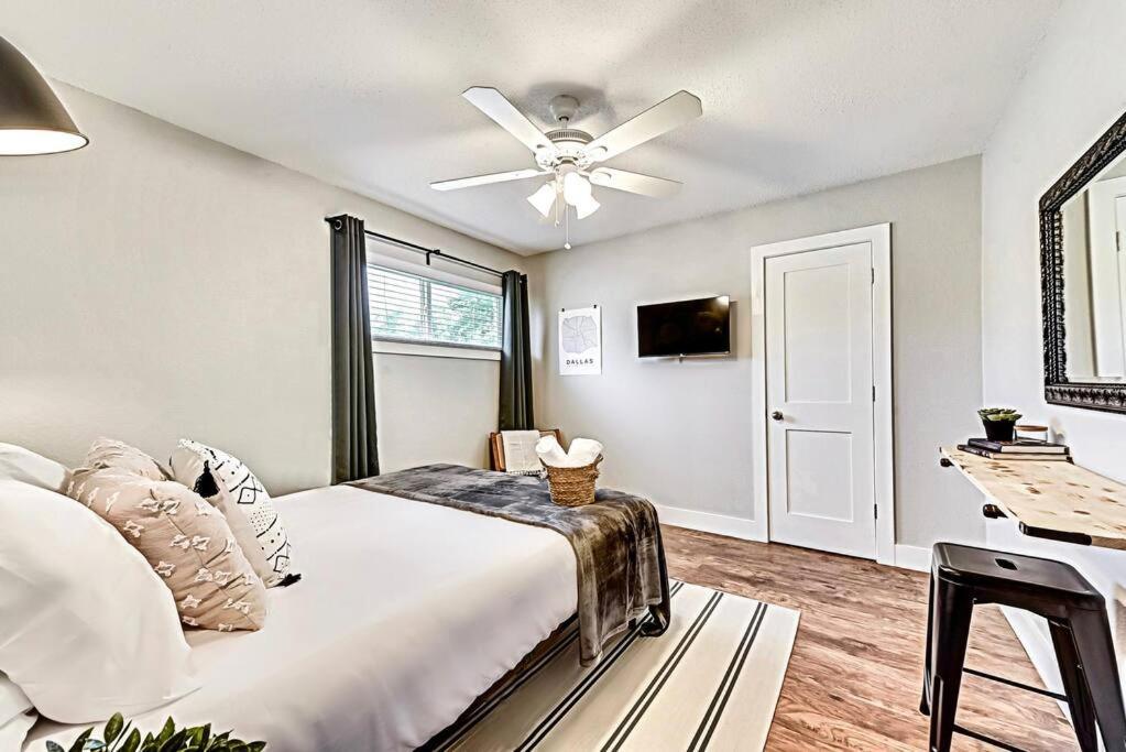New - Near Deep Ellum + Downtown Dallas Flat Екстериор снимка