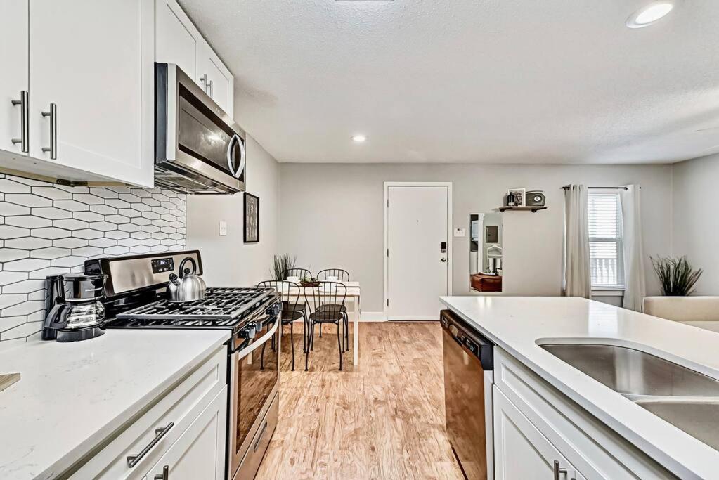 New - Near Deep Ellum + Downtown Dallas Flat Екстериор снимка