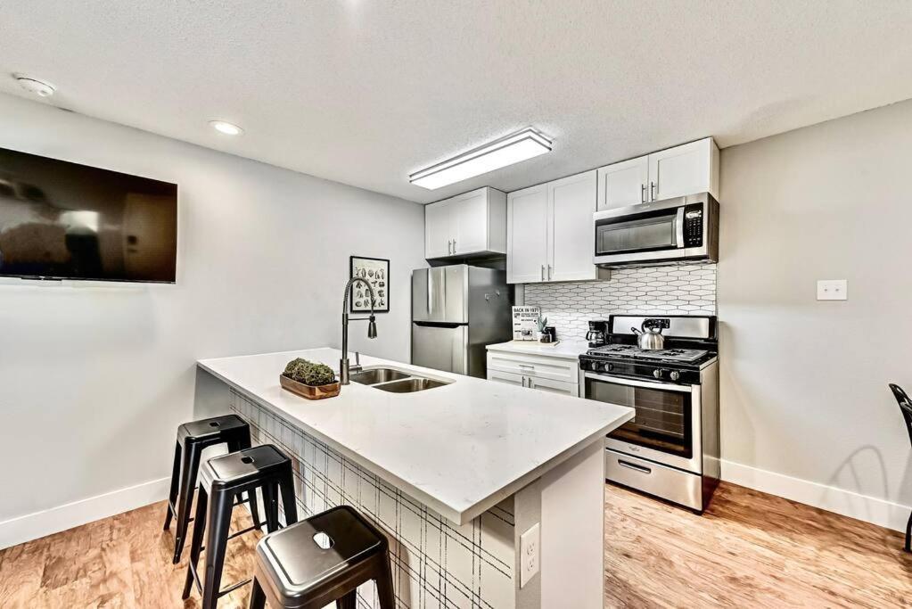 New - Near Deep Ellum + Downtown Dallas Flat Екстериор снимка